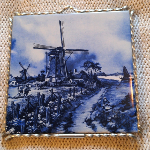 Delft Trivet, tile. Royal Mosa, Holland, Vintage, Metal frame Blue and white. - Picture 1 of 7